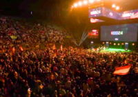 Presidente fue recibido con euforia por multitud en España; Vídeo