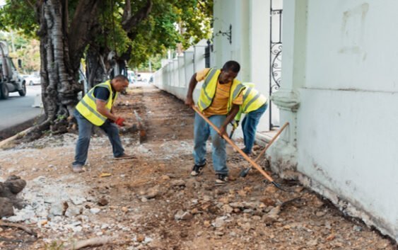 Alcaldía del DN se encuentra remodelando el cementerio municipal de la Avenida Independencia